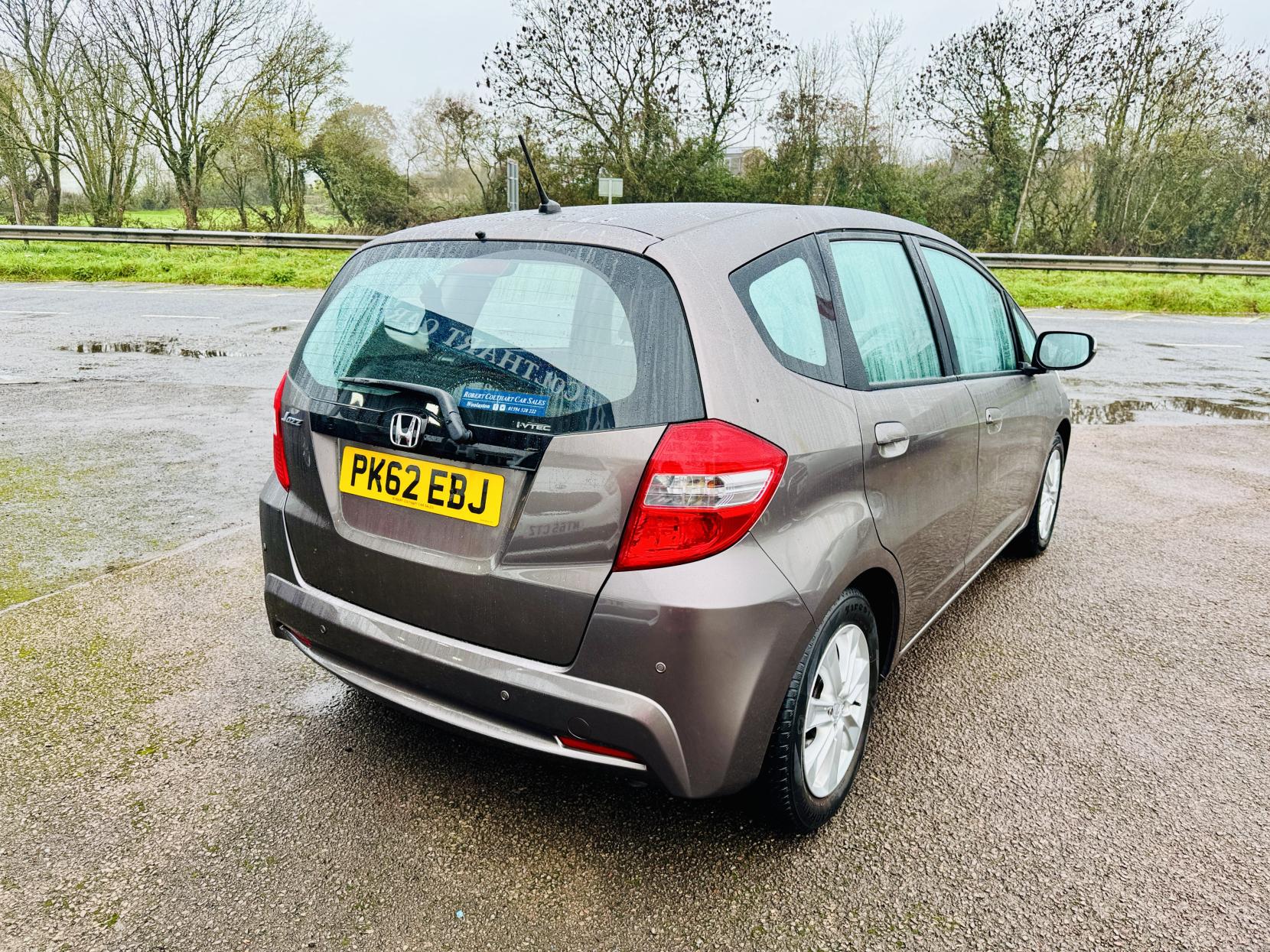 Honda Jazz 1.4 i-VTEC ES Hatchback 5dr Petrol Manual Euro 5 (99 ps)