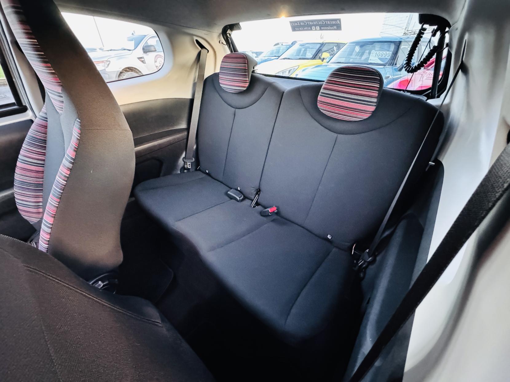 Citroen C1 1.0 VTi Feel Hatchback 3dr Petrol Manual Euro 6 (72 ps)