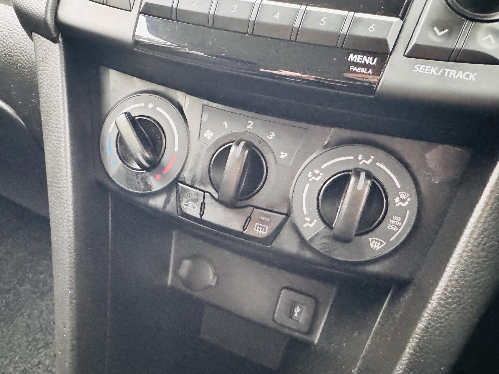 Suzuki Swift 1.2 SZ2 Hatchback 5dr Petrol Manual Euro 5 (94 ps)