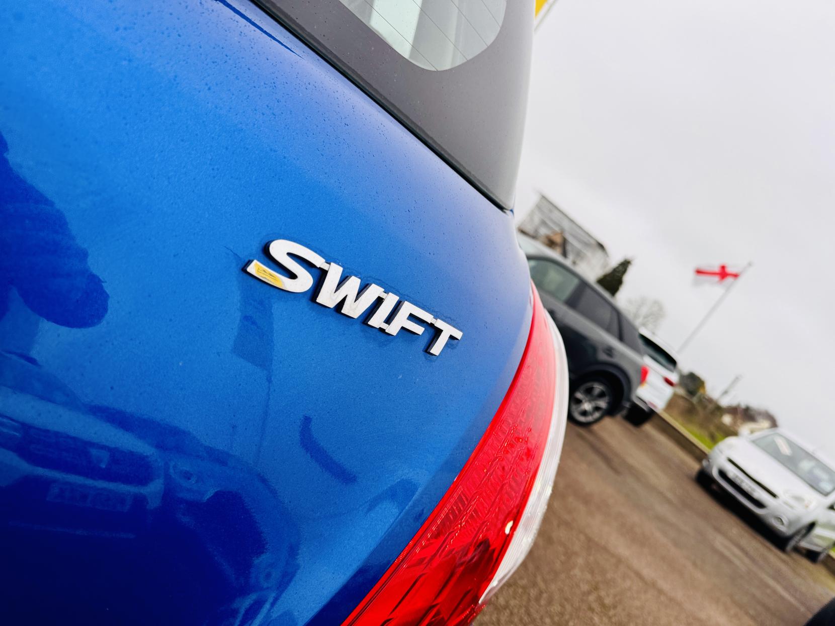 Suzuki Swift 1.2 SZ2 Hatchback 5dr Petrol Manual Euro 5 (94 ps)