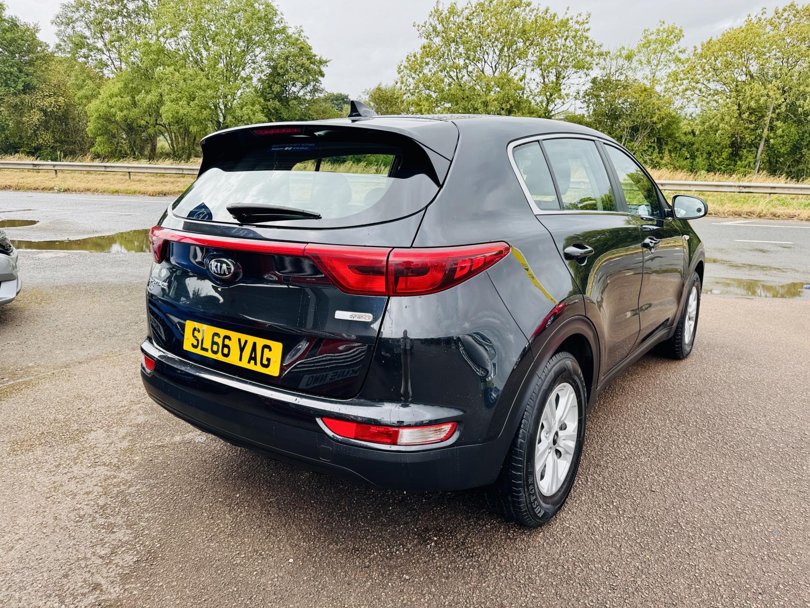 Kia Sportage 1.7 CRDi 1 SUV 5dr Diesel Manual Euro 6 (s/s) (114 bhp)