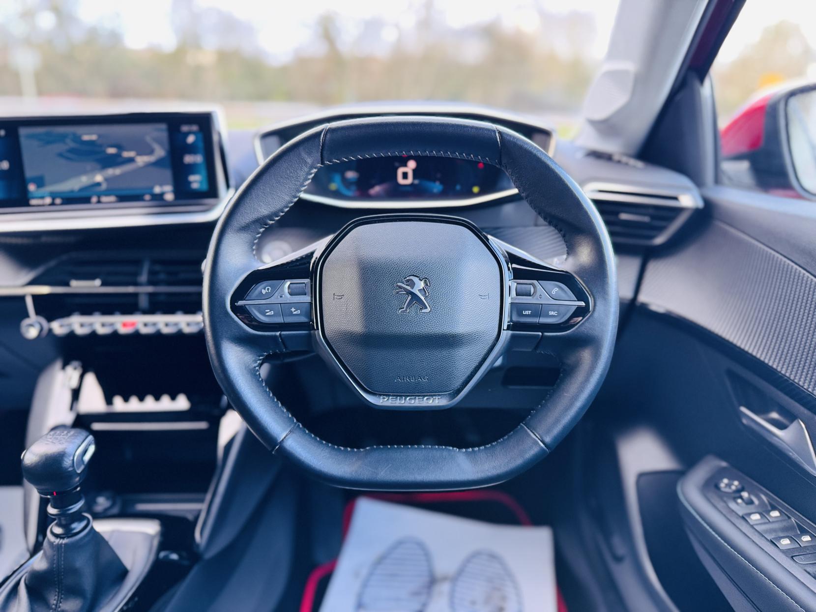 Peugeot 208 1.2 PureTech Allure Premium Hatchback 5dr Petrol Manual Euro 6 (s/s) (100 ps)