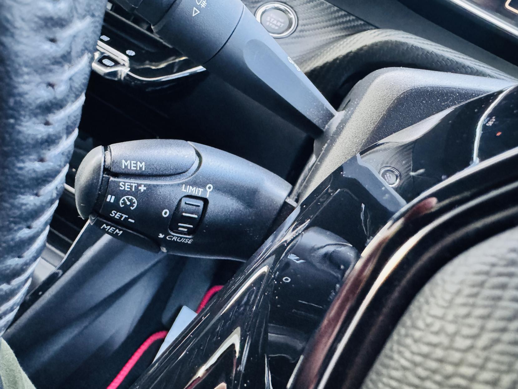 Peugeot 208 1.2 PureTech Allure Premium Hatchback 5dr Petrol Manual Euro 6 (s/s) (100 ps)