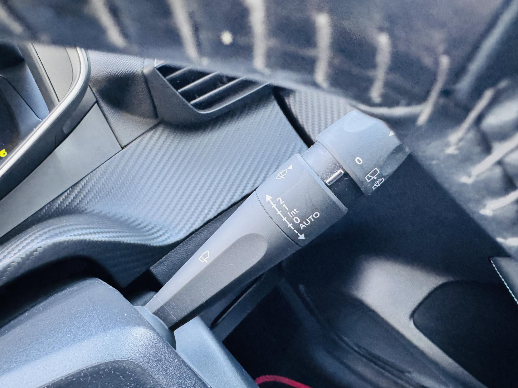 Peugeot 208 1.2 PureTech Allure Premium Hatchback 5dr Petrol Manual Euro 6 (s/s) (100 ps)