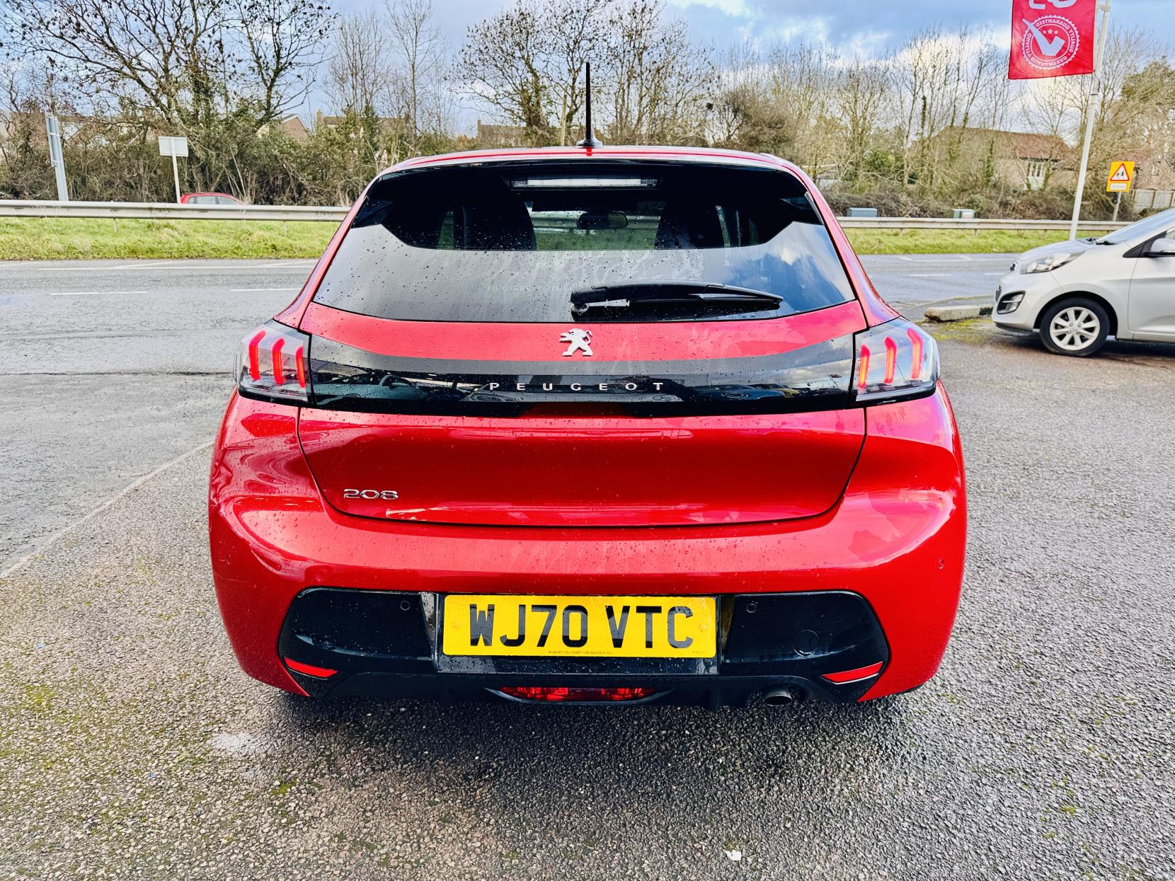 Peugeot 208 1.2 PureTech Allure Premium Hatchback 5dr Petrol Manual Euro 6 (s/s) (100 ps)