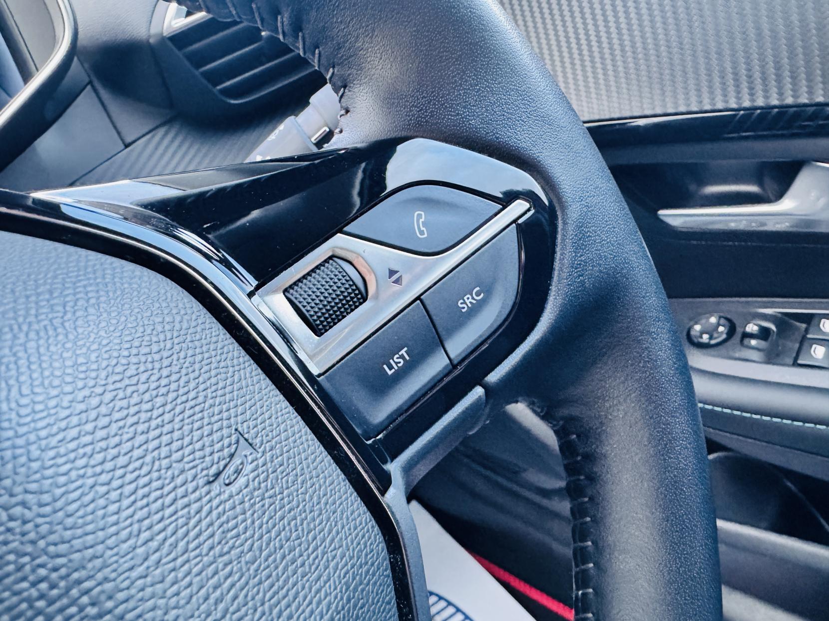 Peugeot 208 1.2 PureTech Allure Premium Hatchback 5dr Petrol Manual Euro 6 (s/s) (100 ps)