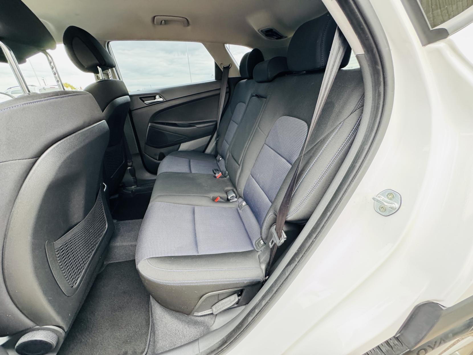 Hyundai TUCSON 1.6 GDi Blue Drive SE Nav SUV 5dr Petrol Manual Euro 6 (s/s) (132 ps)