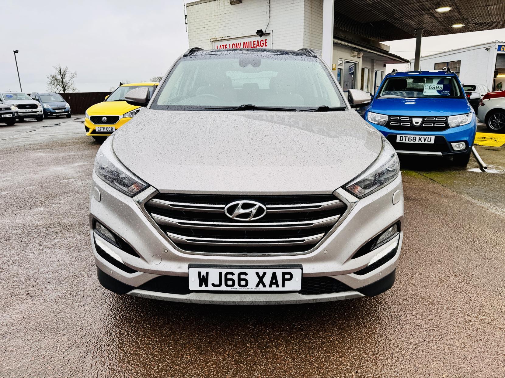 Hyundai TUCSON 2.0 CRDi Premium SE SUV 5dr Diesel Auto 4WD Euro 6 (185 ps)