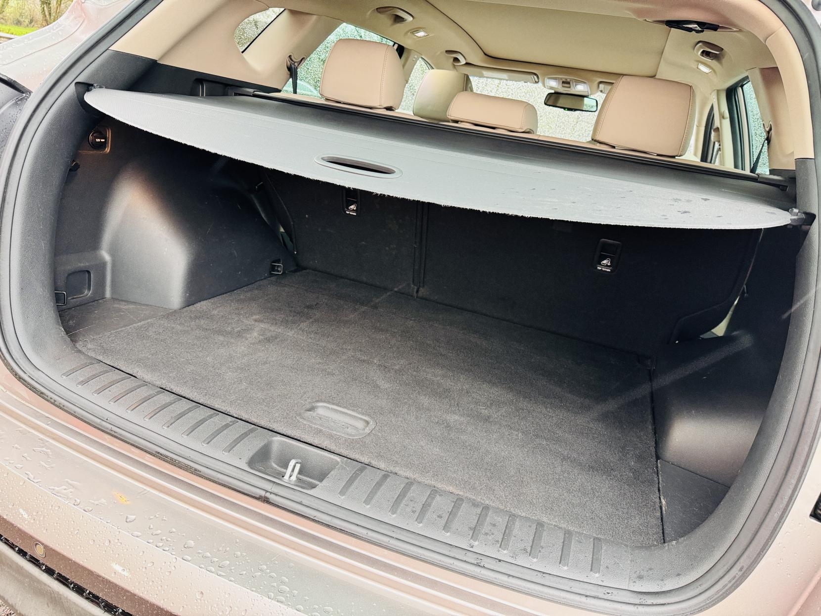 Hyundai TUCSON 2.0 CRDi Premium SE SUV 5dr Diesel Auto 4WD Euro 6 (185 ps)