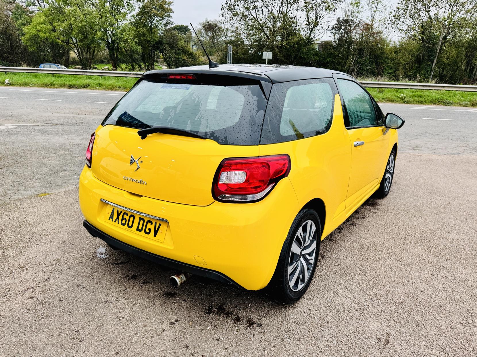 Citroen DS3 1.4 VTi 16V DSign Hatchback 3dr Petrol Manual Euro 5 (95 ps)