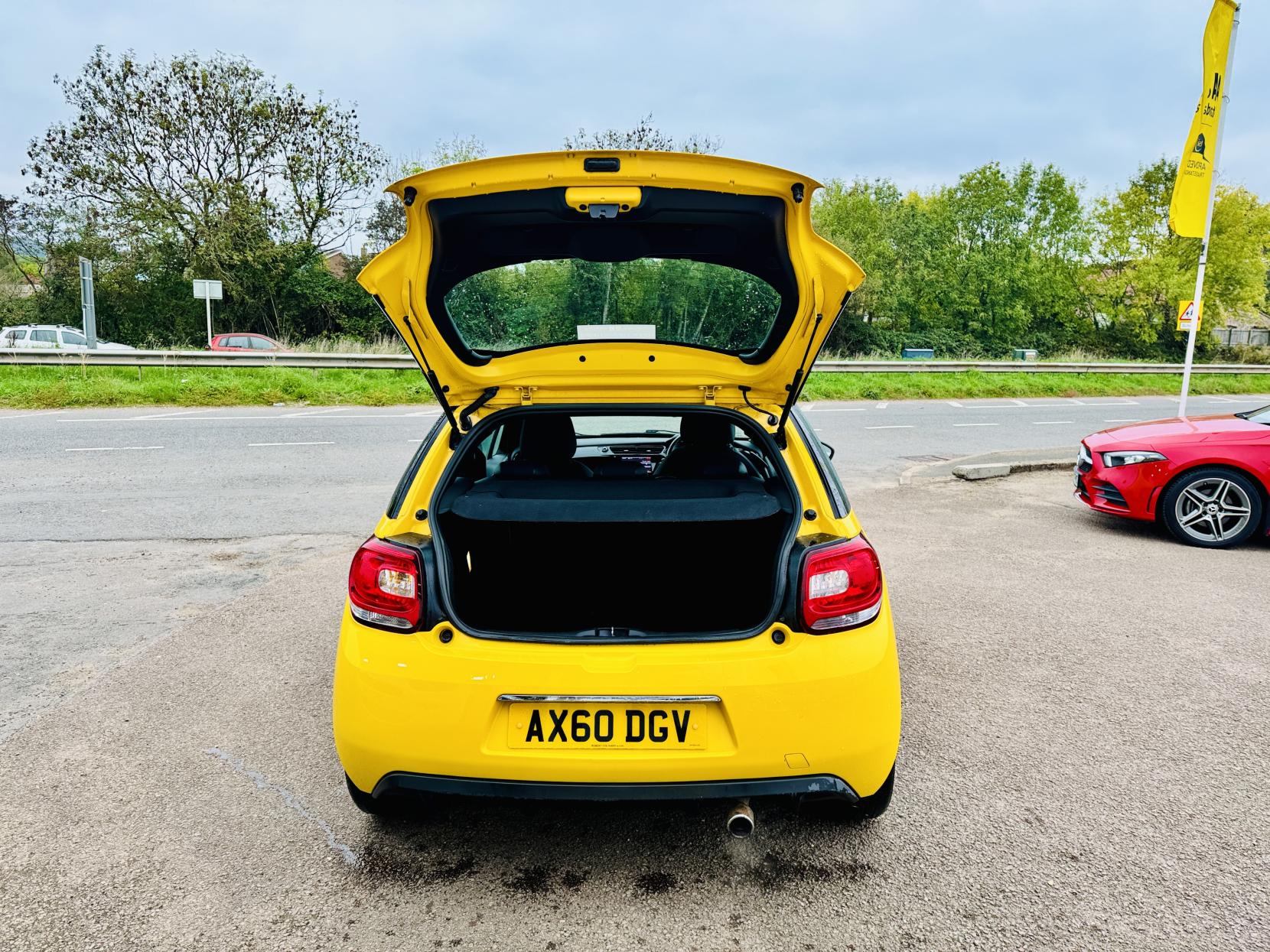 Citroen DS3 1.4 VTi 16V DSign Hatchback 3dr Petrol Manual Euro 5 (95 ps)