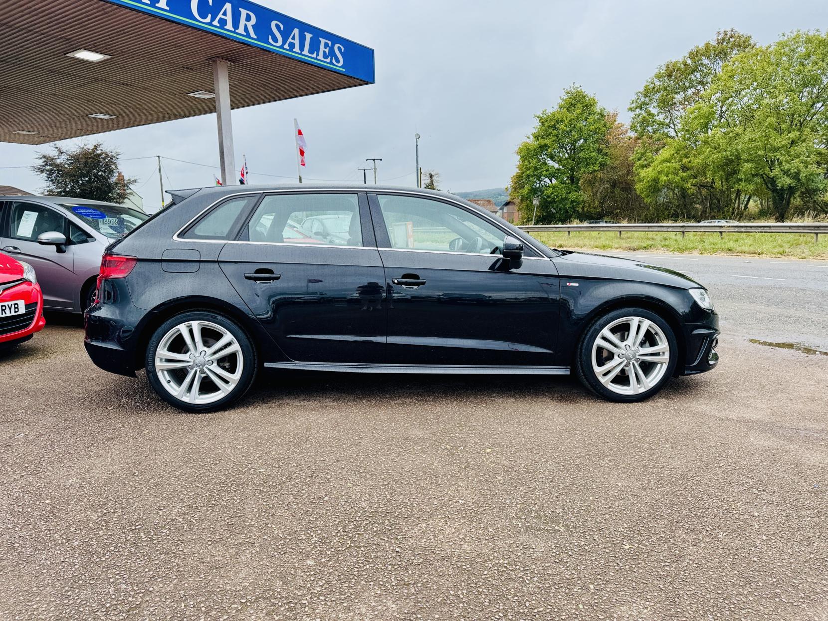 Audi A3 1.4 TFSI S line Sportback 5dr Petrol Manual Euro 5 (s/s) (122 ps)