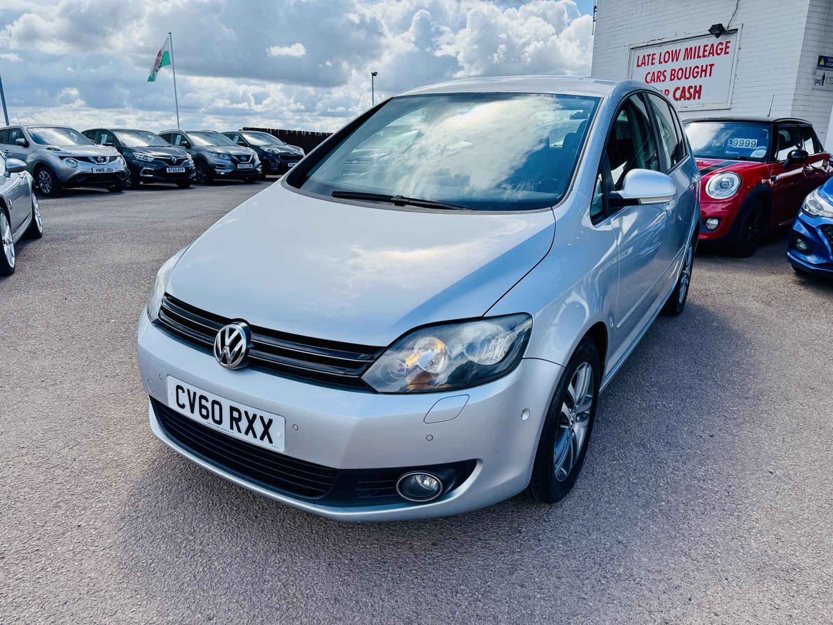 Volkswagen Golf Plus 1.6 TDI BlueMotion Tech SE Hatchback 5dr Diesel DSG Euro 5 (s/s) (105 ps)