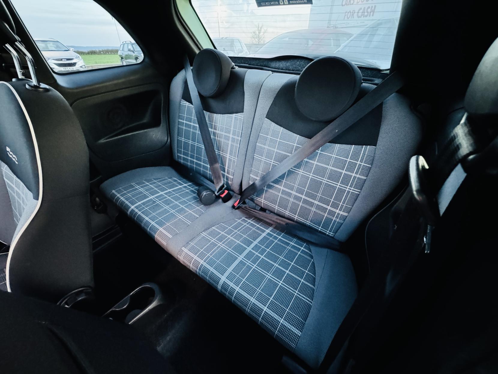 Fiat 500 1.0 MHEV Lounge Hatchback 3dr Petrol Manual Euro 6 (s/s) (70 bhp)