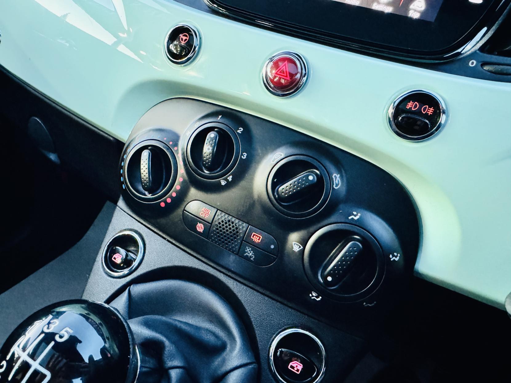 Fiat 500 1.0 MHEV Lounge Hatchback 3dr Petrol Manual Euro 6 (s/s) (70 bhp)