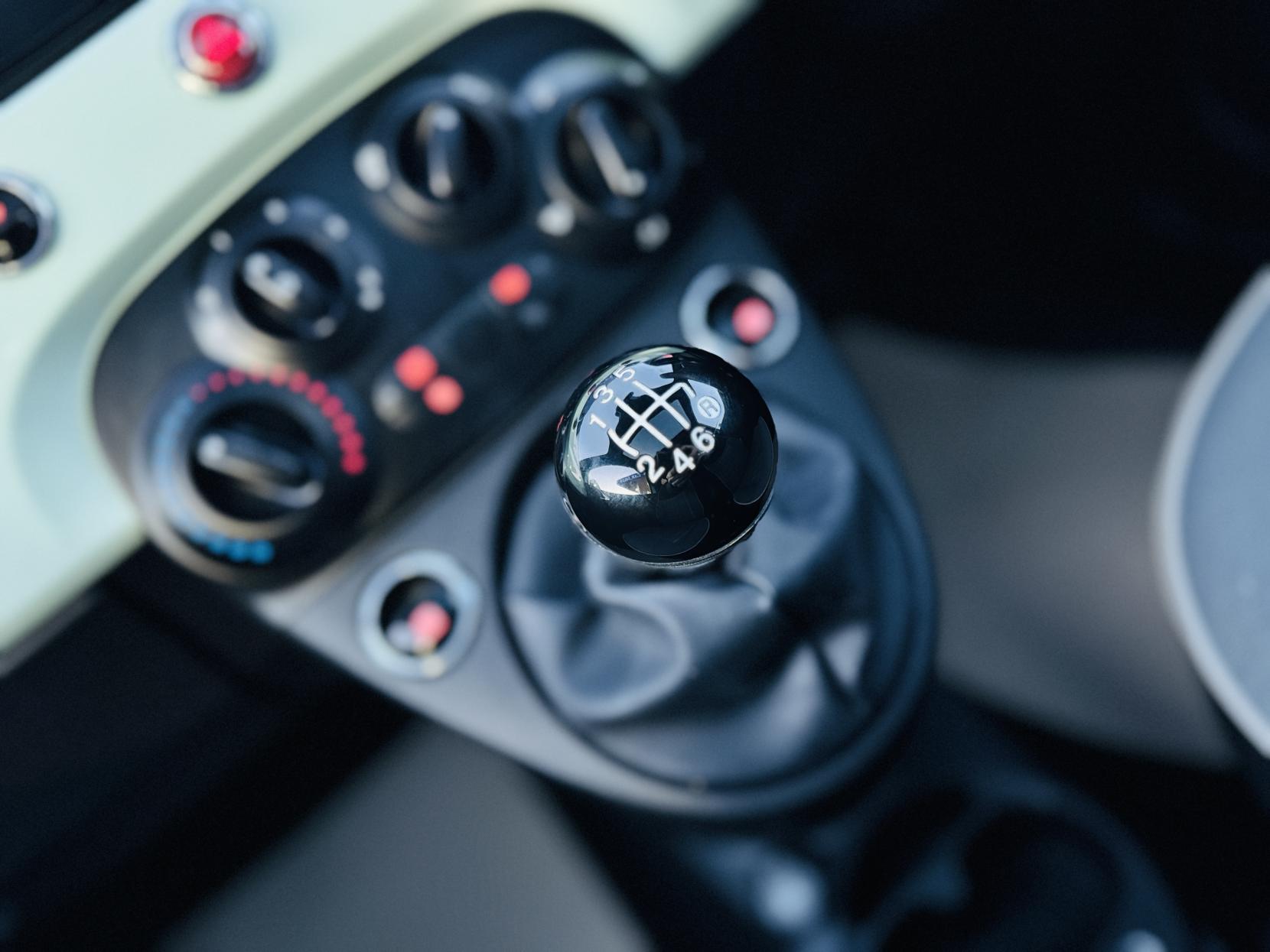 Fiat 500 1.0 MHEV Lounge Hatchback 3dr Petrol Manual Euro 6 (s/s) (70 bhp)