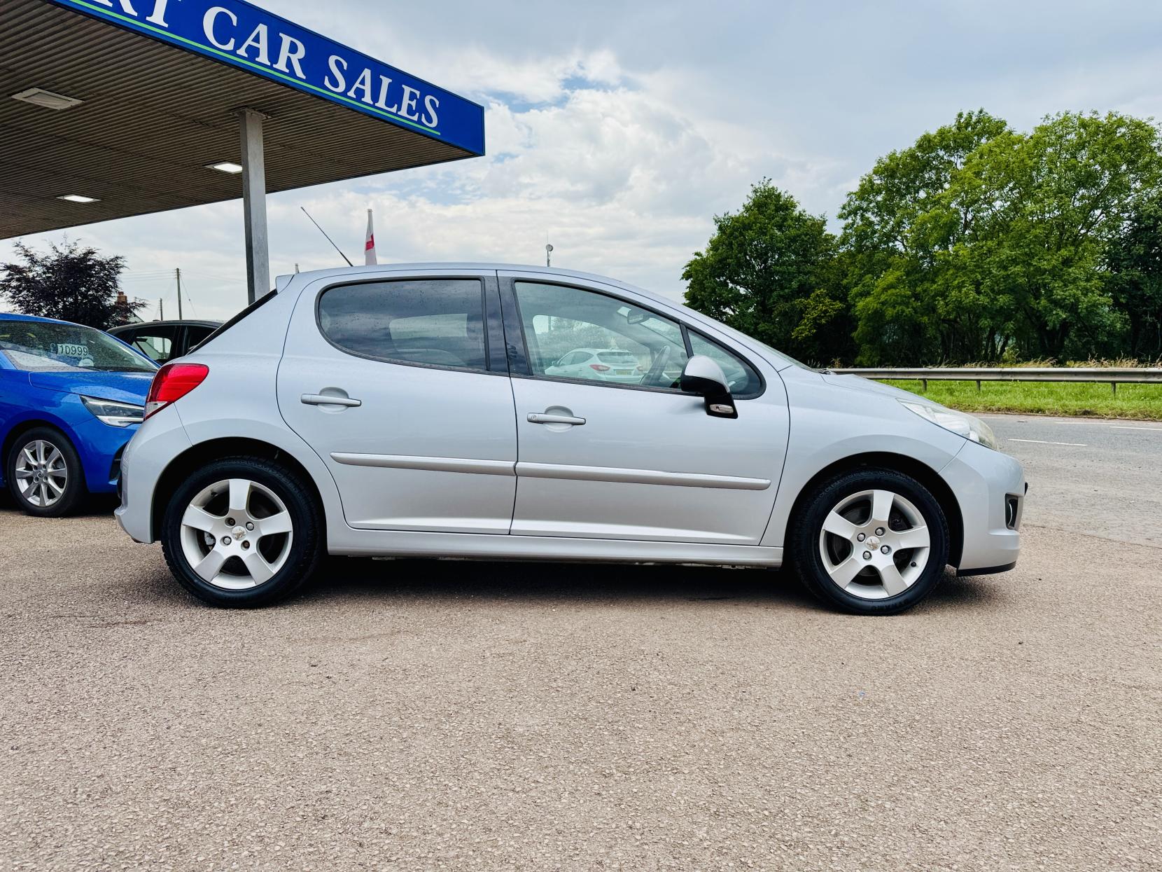 Peugeot 207 1.6 VTi Sport Hatchback 5dr Petrol Tiptronic Euro 5 (120 ps)