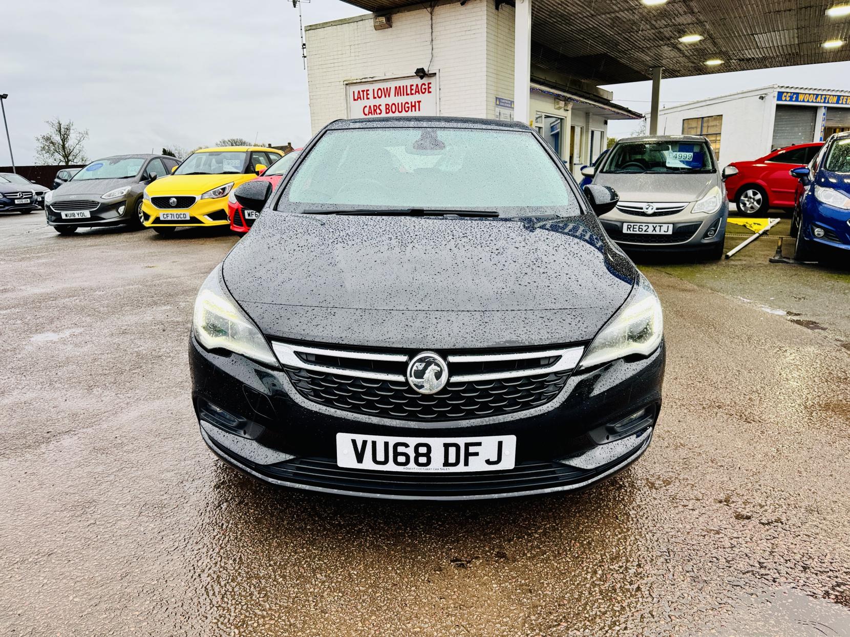 Vauxhall Astra 1.6i Turbo GPF Elite Nav Hatchback 5dr Petrol Manual Euro 6 (s/s) (200 ps)