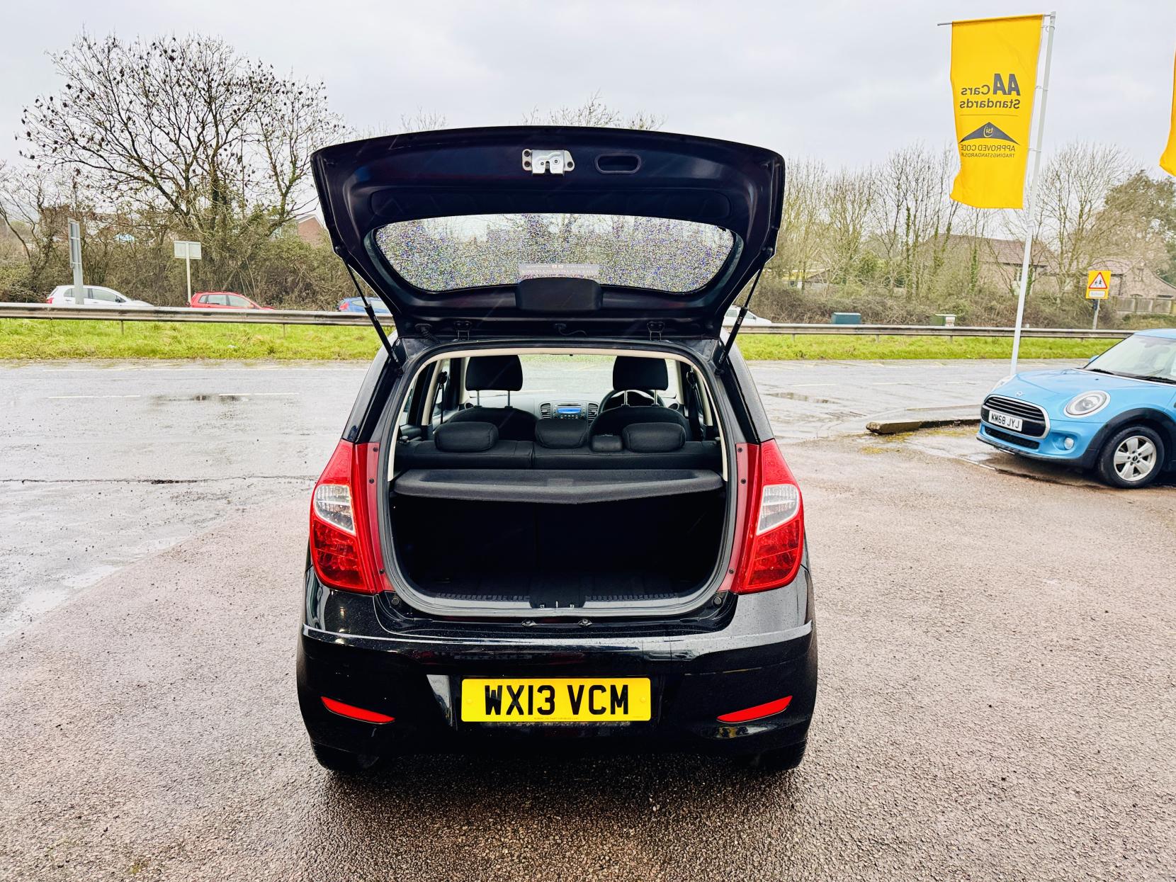 Hyundai i10 1.2 Active Hatchback 5dr Petrol Manual Euro 5 (85 bhp)