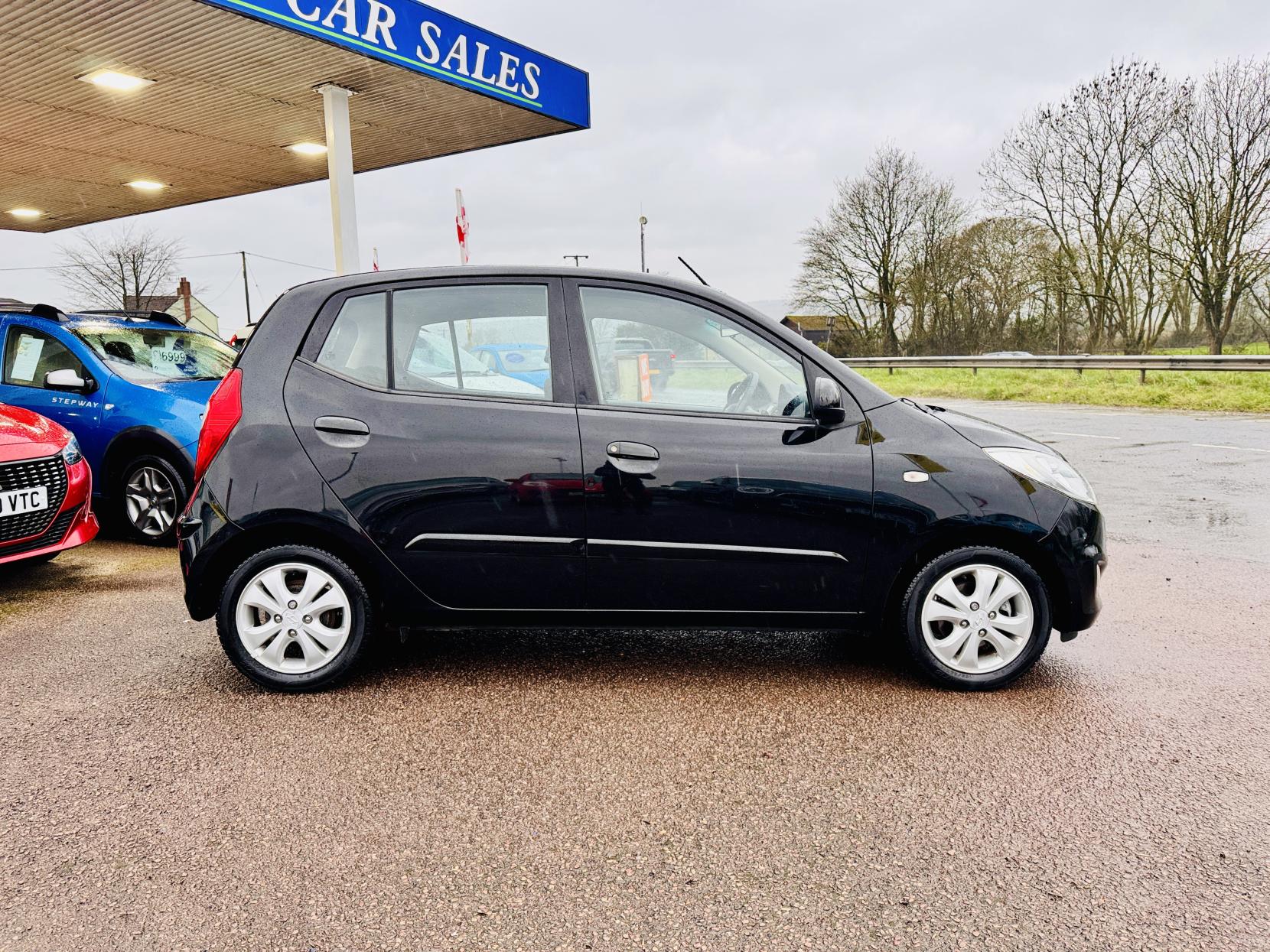 Hyundai i10 1.2 Active Hatchback 5dr Petrol Manual Euro 5 (85 bhp)