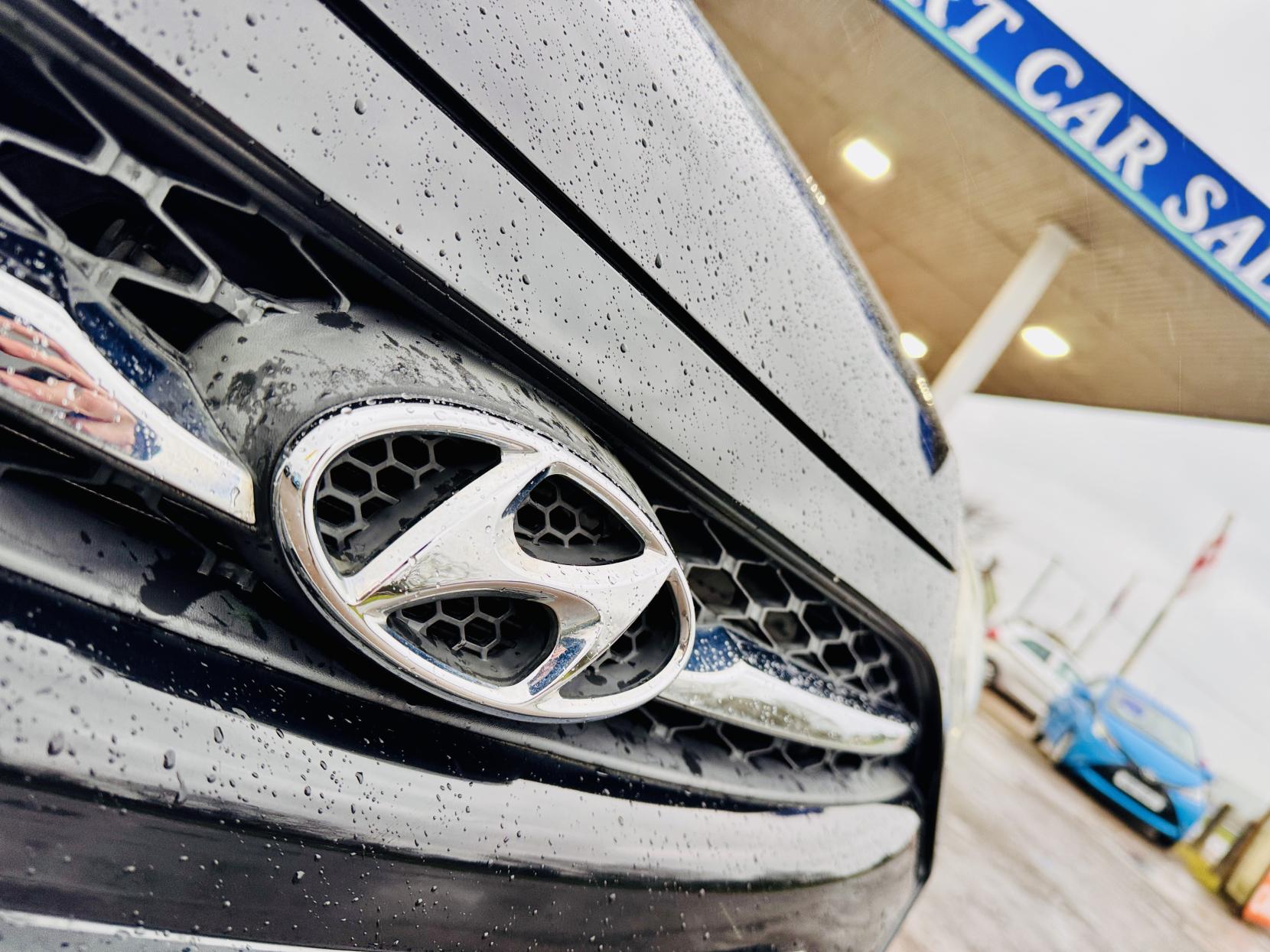 Hyundai i10 1.2 Active Hatchback 5dr Petrol Manual Euro 5 (85 bhp)