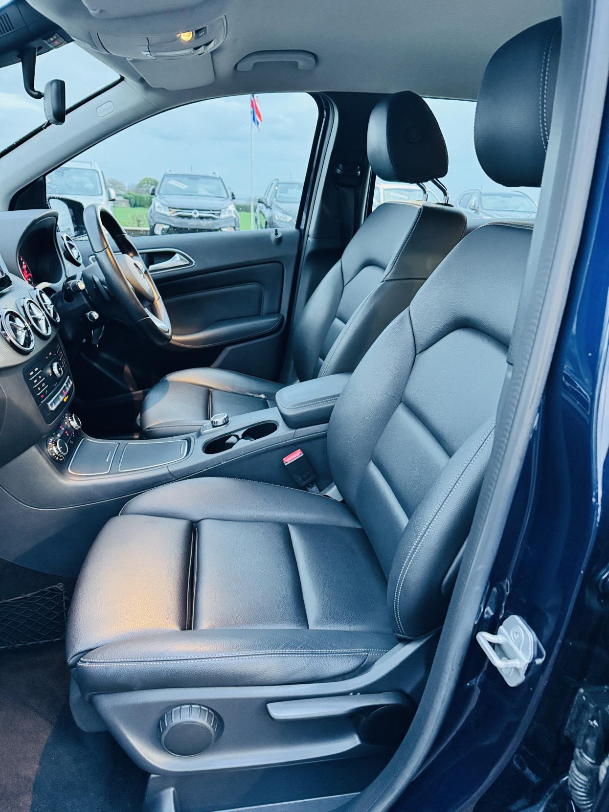 Mercedes-Benz B Class 1.6 B180 SE (Executive) MPV 5dr Petrol 7G-DCT Euro 6 (s/s) (122 ps)