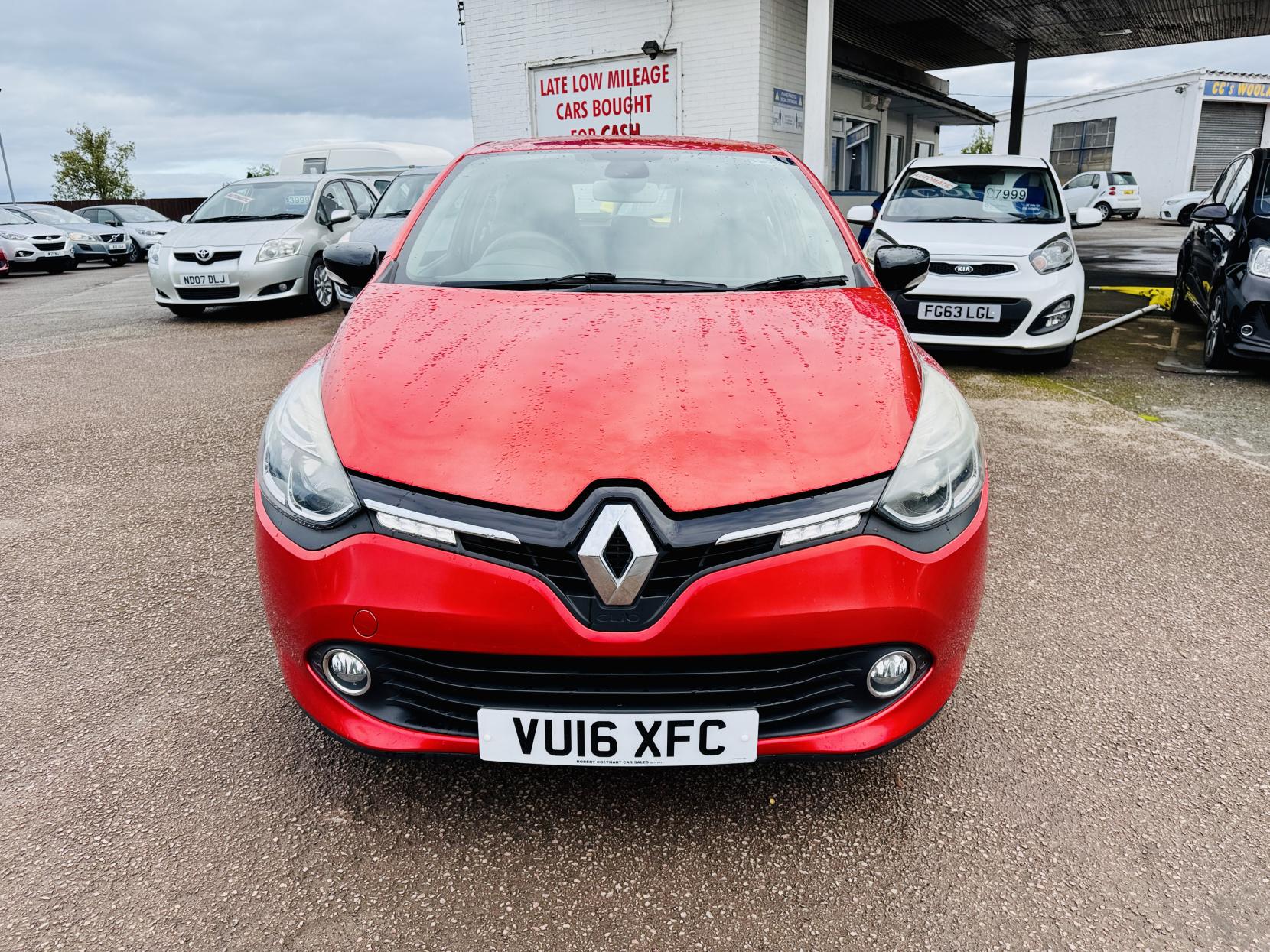 Renault Clio 1.2 16V Dynamique Nav Hatchback 5dr Petrol Manual Euro 6 (75 ps)