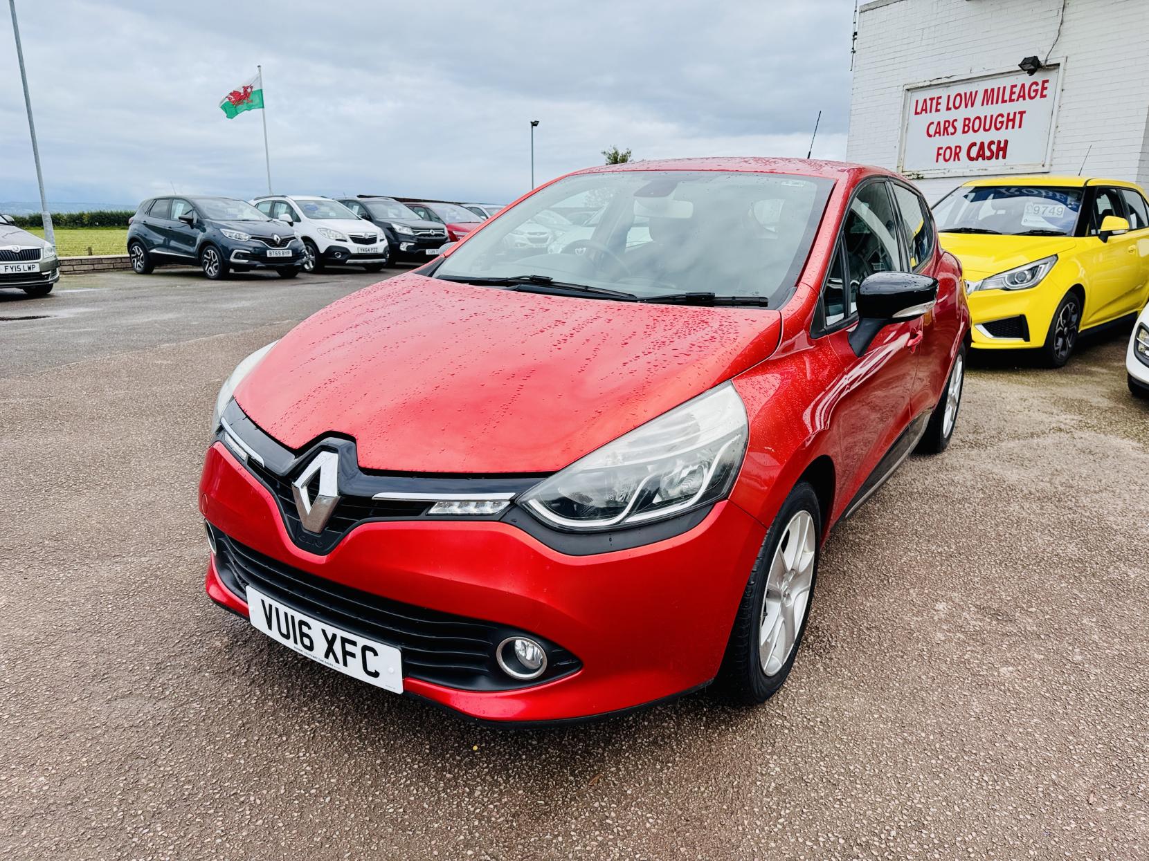Renault Clio 1.2 16V Dynamique Nav Hatchback 5dr Petrol Manual Euro 6 (75 ps)