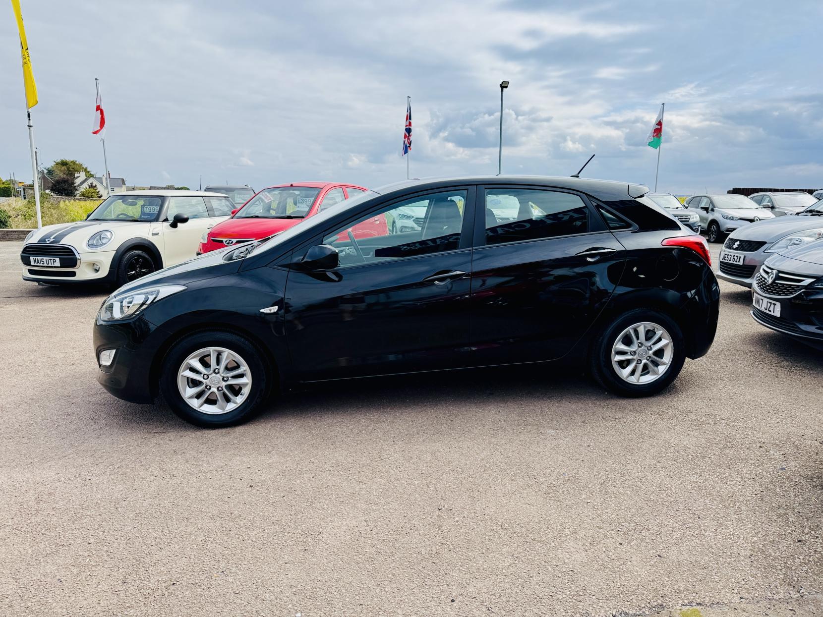 Hyundai i30 1.4 Active Hatchback 5dr Petrol Manual Euro 5 (100 ps)