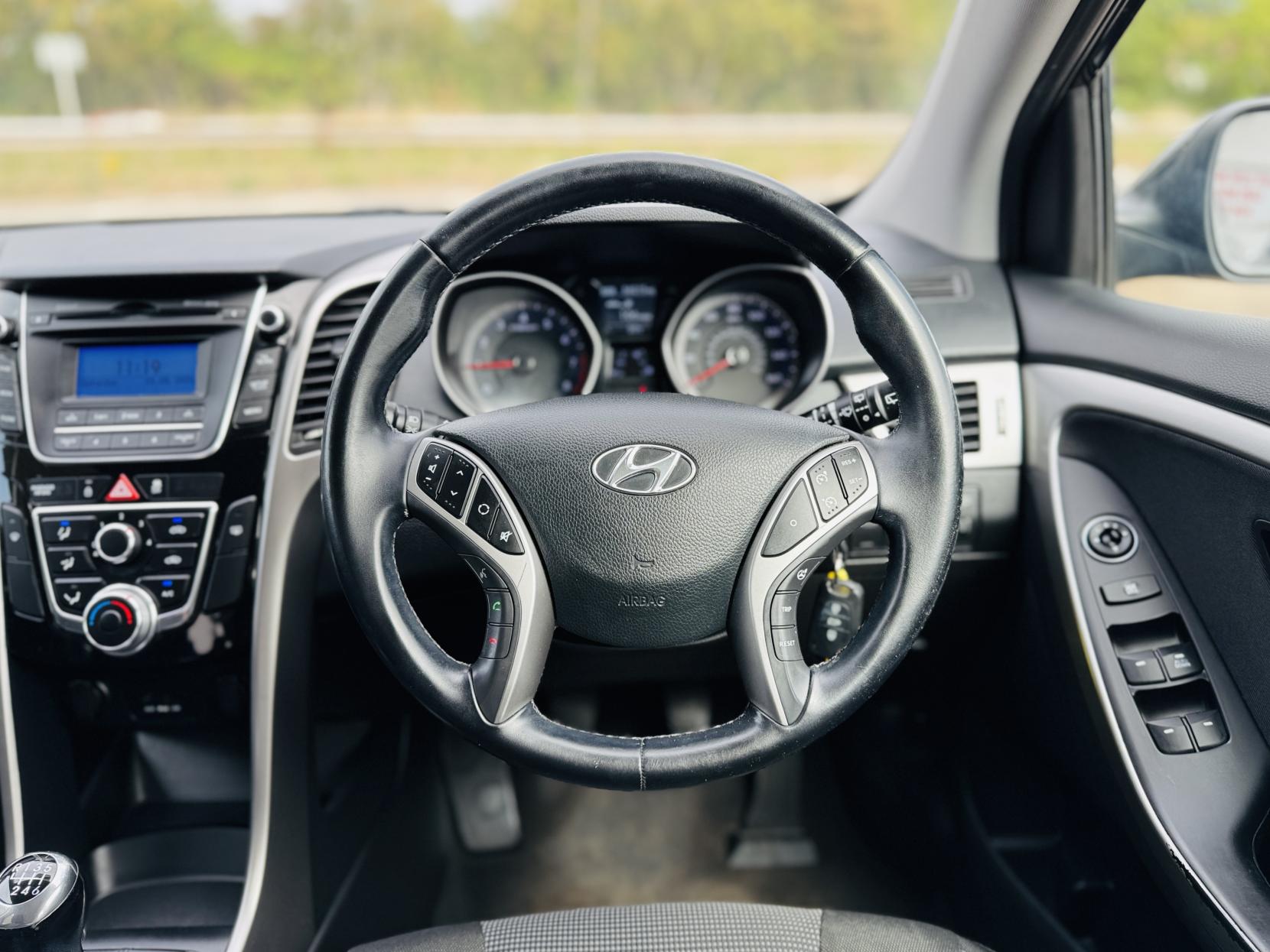 Hyundai i30 1.4 Active Hatchback 5dr Petrol Manual Euro 5 (100 ps)