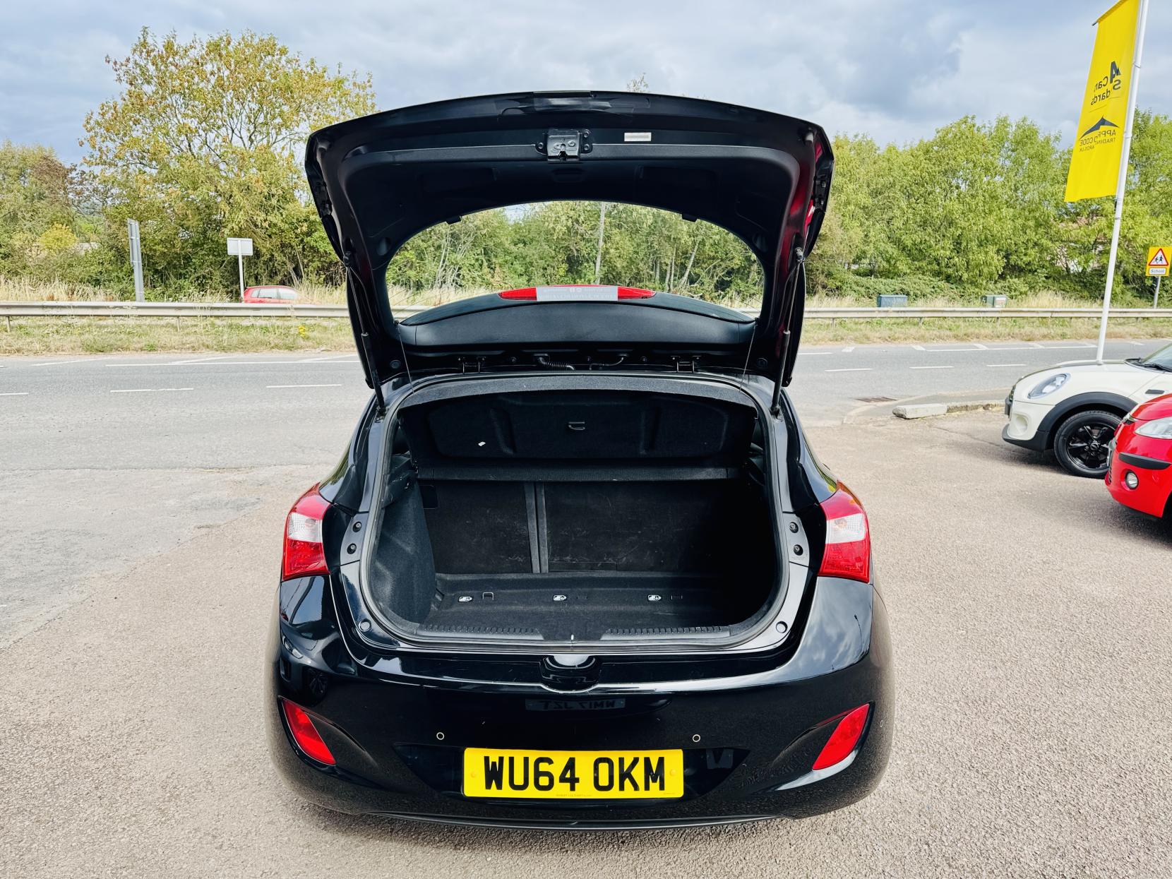 Hyundai i30 1.4 Active Hatchback 5dr Petrol Manual Euro 5 (100 ps)