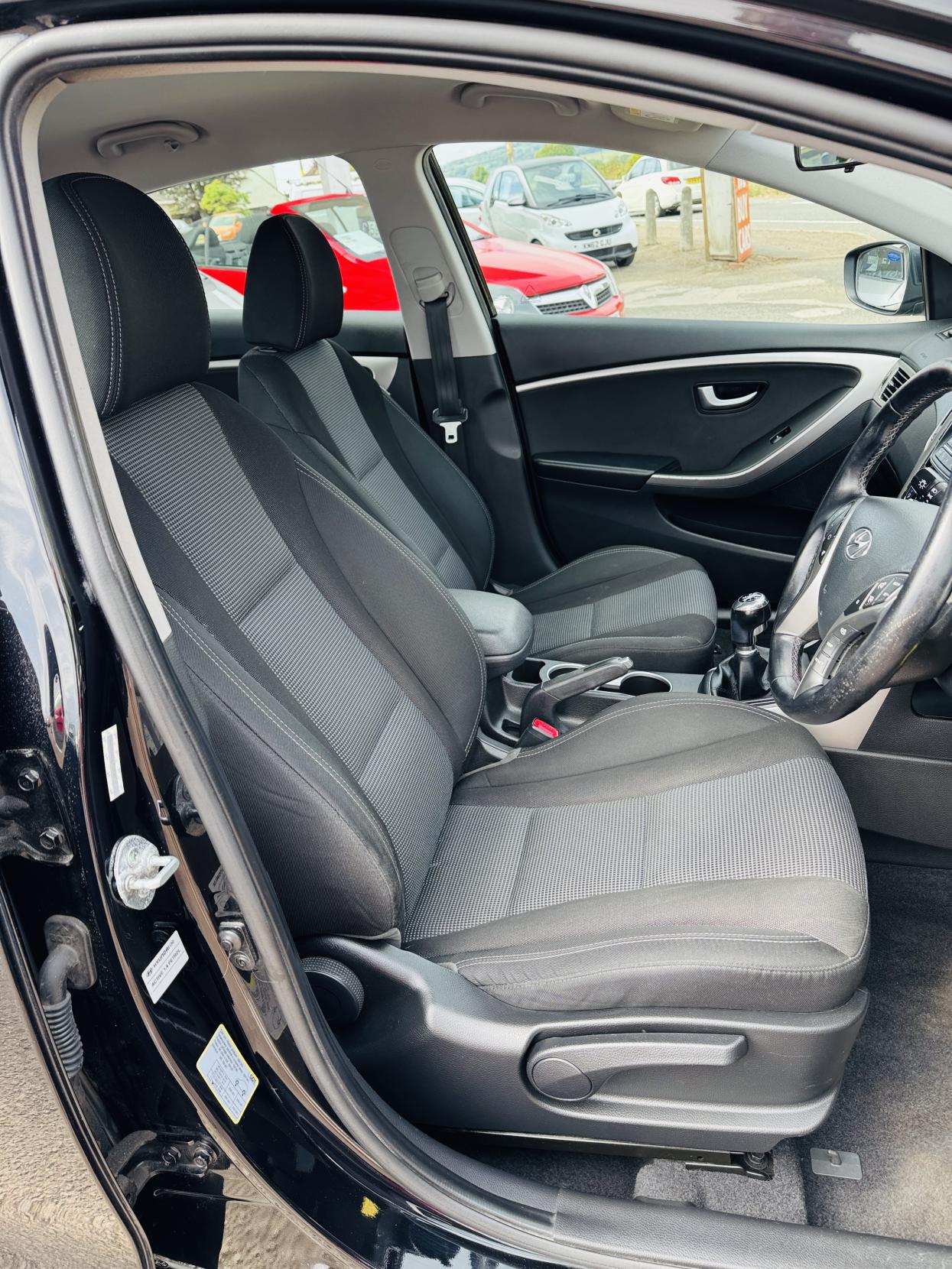 Hyundai i30 1.4 Active Hatchback 5dr Petrol Manual Euro 5 (100 ps)