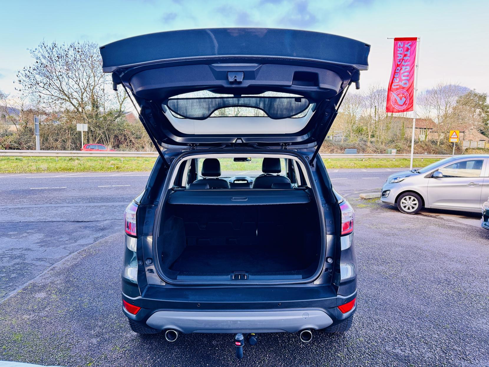 Ford Kuga 2.0 TDCi Titanium SUV 5dr Diesel Manual AWD Euro 6 (s/s) (180 ps)