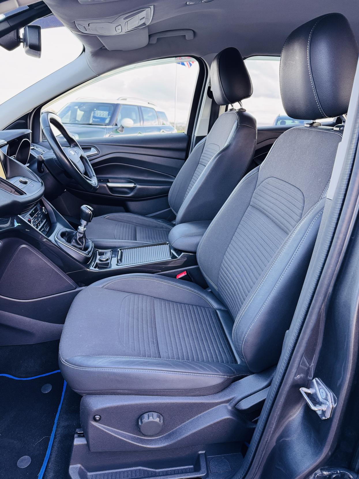 Ford Kuga 2.0 TDCi Titanium SUV 5dr Diesel Manual AWD Euro 6 (s/s) (180 ps)