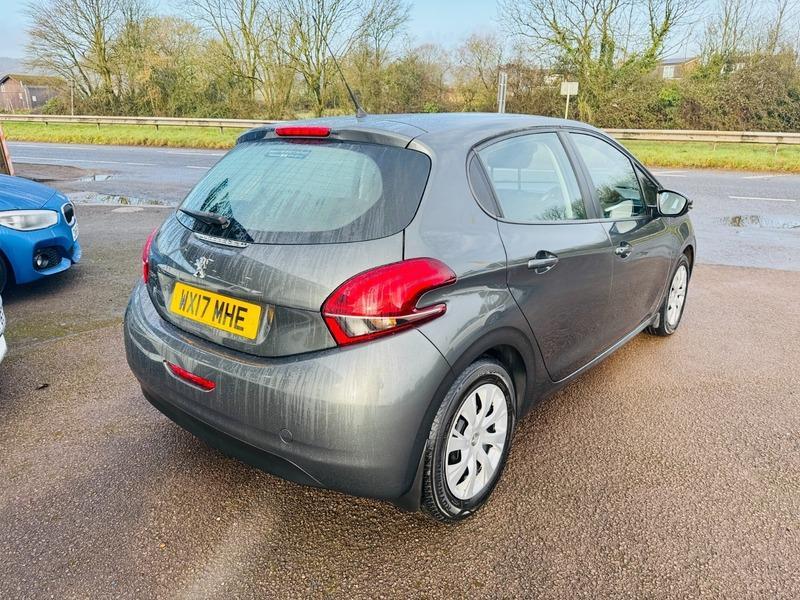 Peugeot 208 ACCESS A/C
