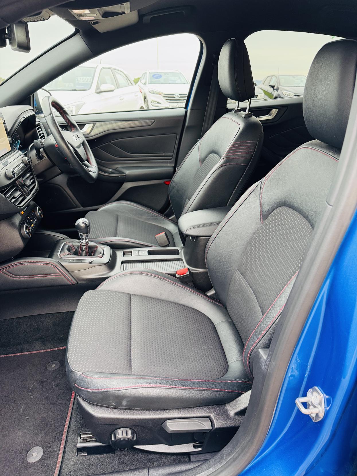 Ford Focus 1.0T EcoBoost ST-Line X Hatchback 5dr Petrol Manual Euro 6 (s/s) (125 ps)