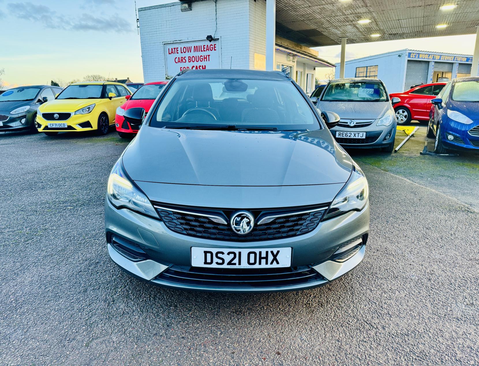 Vauxhall Astra 1.5 Turbo D Business Edition Nav Sports Tourer 5dr Diesel Manual Euro 6 (s/s) (122 ps)