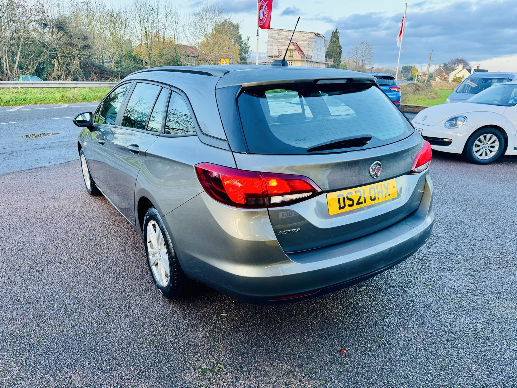 Vauxhall Astra 1.5 Turbo D Business Edition Nav Sports Tourer 5dr Diesel Manual Euro 6 (s/s) (122 ps)