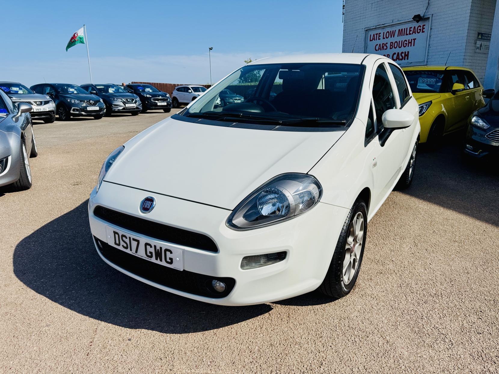 Fiat Punto 1.2 Easy + Hatchback 5dr Petrol Euro 6 (69 bhp)