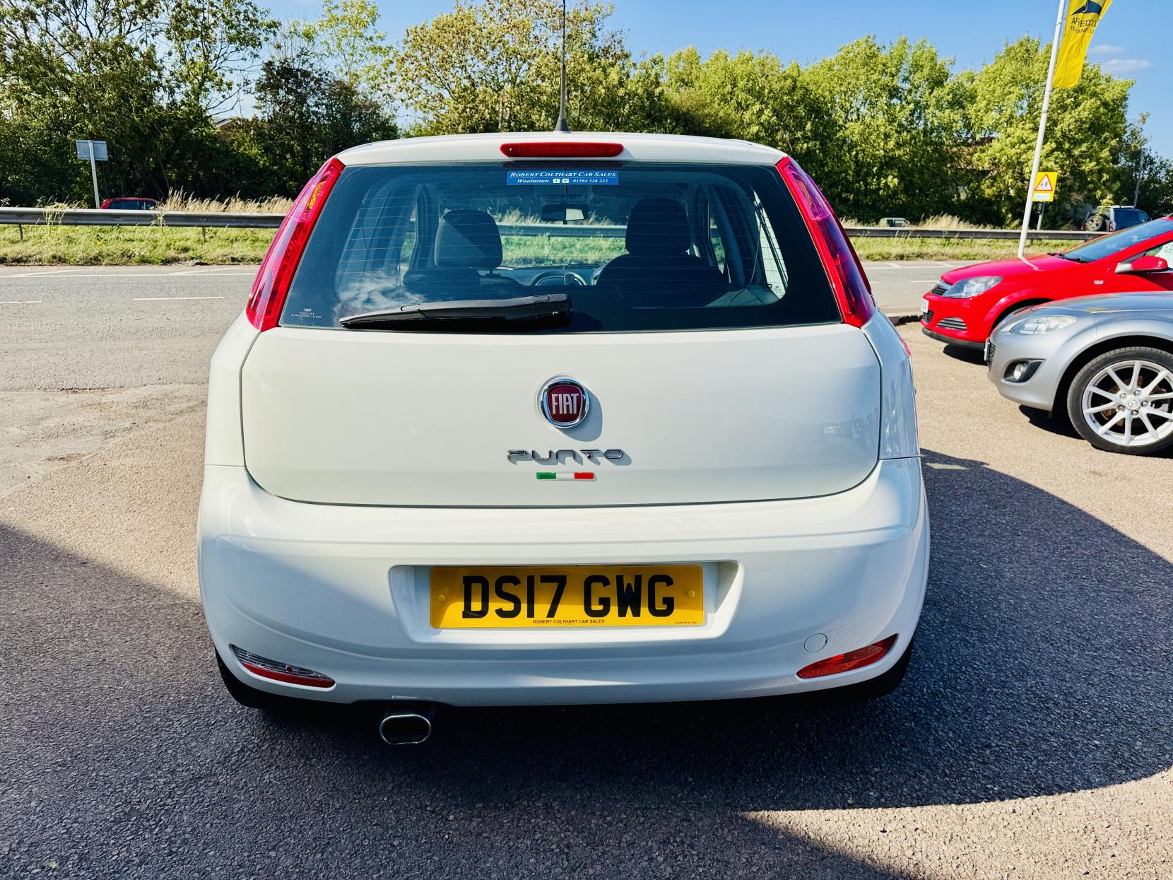 Fiat Punto 1.2 Easy + Hatchback 5dr Petrol Euro 6 (69 bhp)