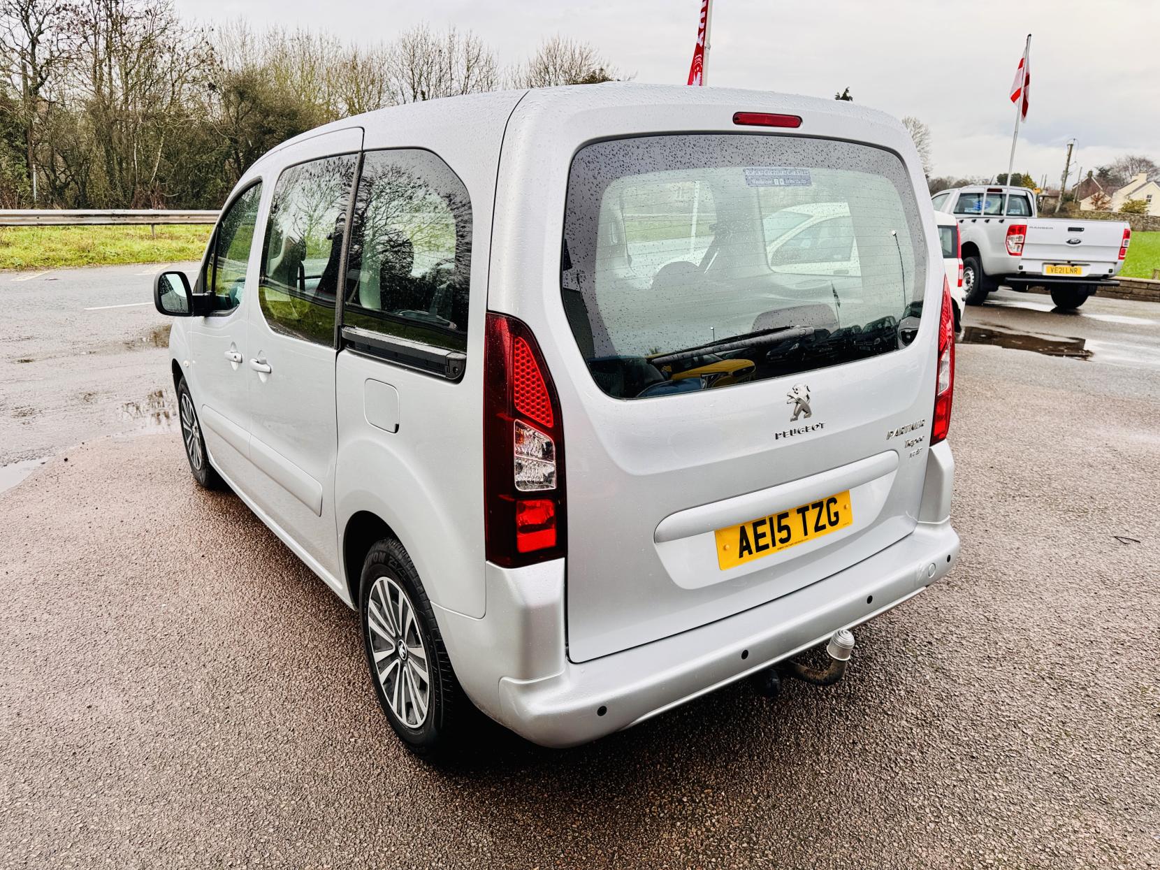 Peugeot Partner Tepee 1.6 HDi Tepee S MPV 5dr Diesel Manual (135 g/km, 92 bhp)