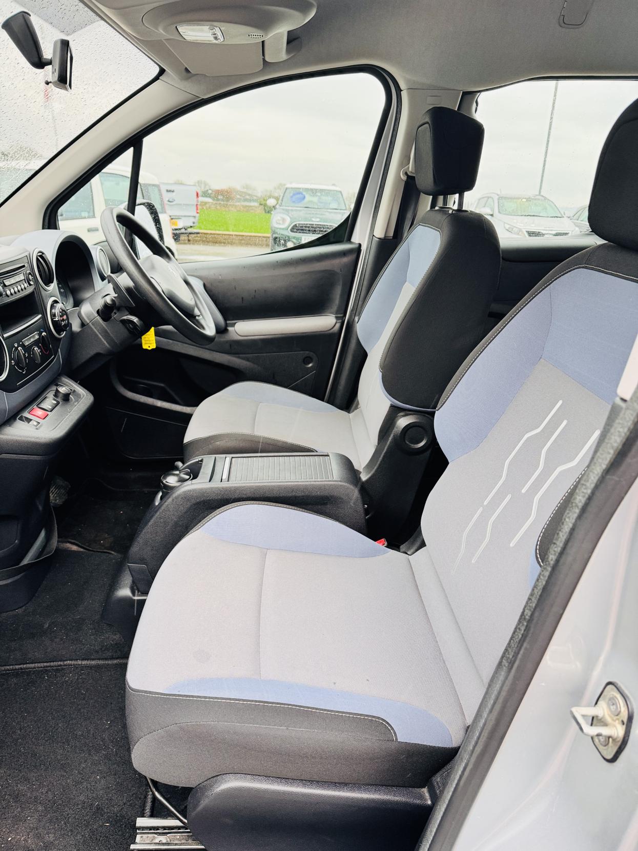 Peugeot Partner Tepee 1.6 HDi Tepee S MPV 5dr Diesel Manual (135 g/km, 92 bhp)