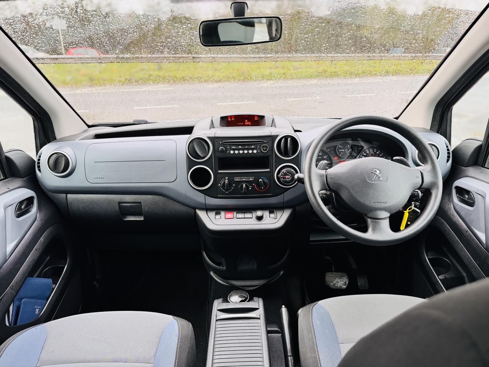 Peugeot Partner Tepee 1.6 HDi Tepee S MPV 5dr Diesel Manual (135 g/km, 92 bhp)