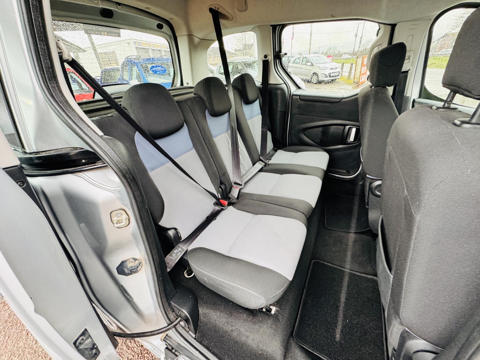 Peugeot Partner Tepee 1.6 HDi Tepee S MPV 5dr Diesel Manual (135 g/km, 92 bhp)