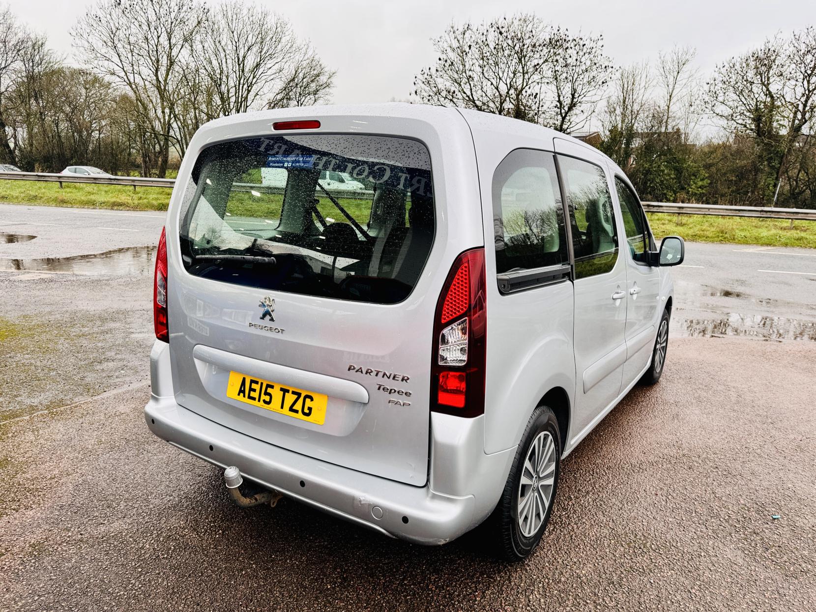 Peugeot Partner Tepee 1.6 HDi Tepee S MPV 5dr Diesel Manual (135 g/km, 92 bhp)