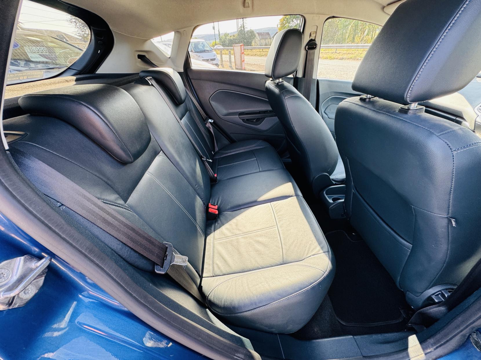 Ford Fiesta 1.6 Titanium Hatchback 5dr Petrol Manual (139 g/km, 118 bhp)