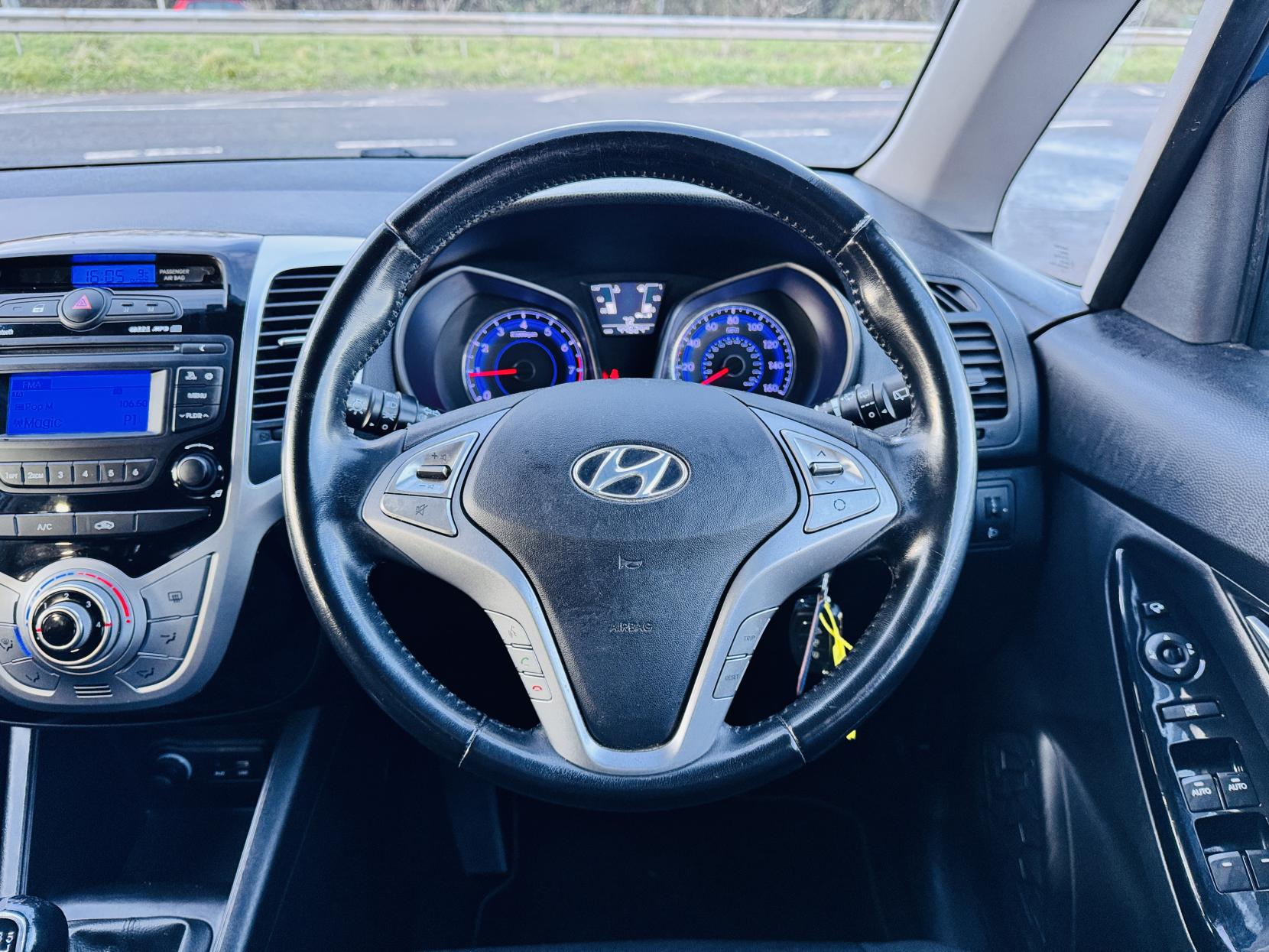 Hyundai ix20 1.4 Blue Drive SE Hatchback 5dr Petrol Manual Euro 6 (s/s) (90 ps)