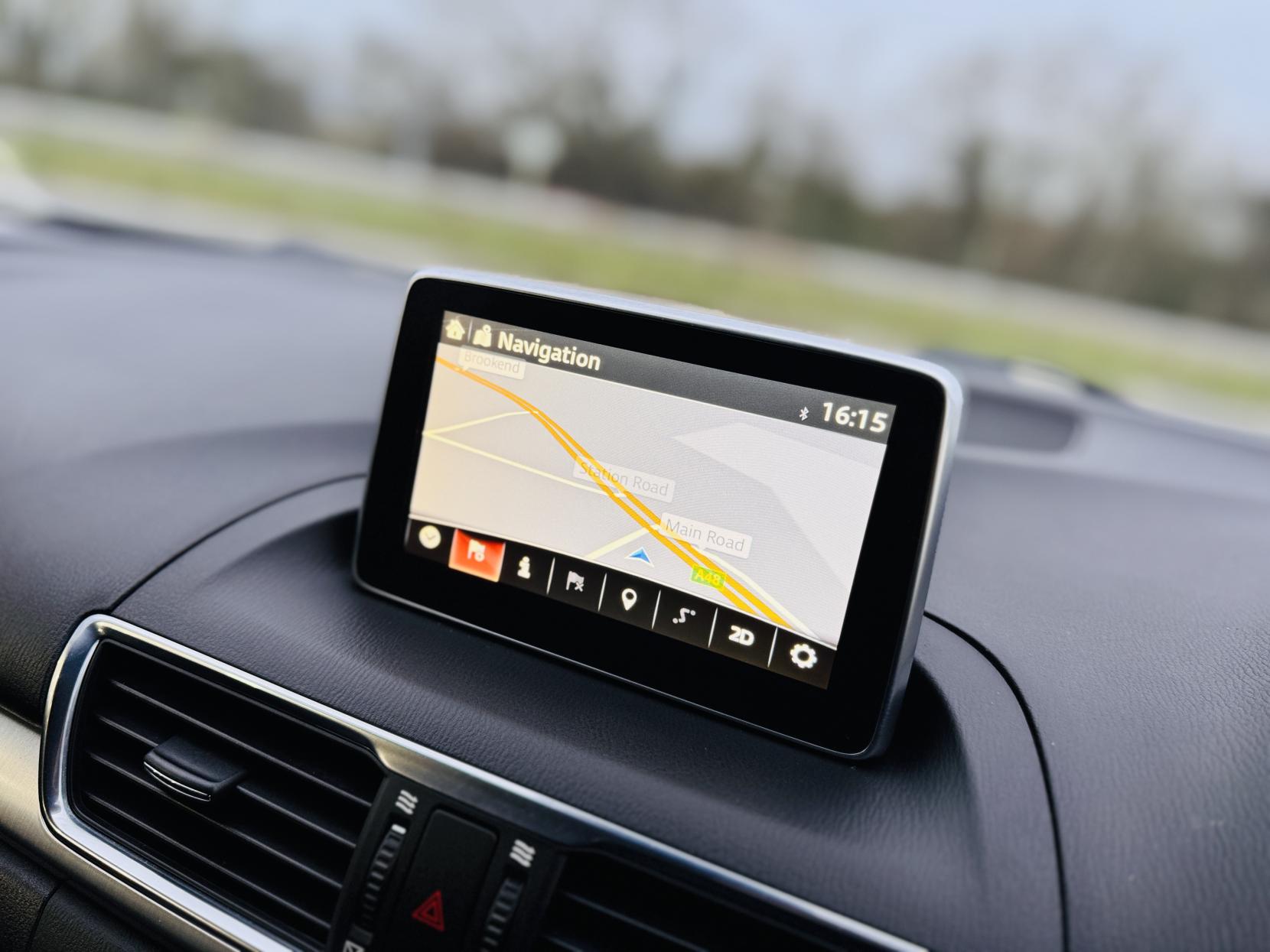 Mazda Mazda3 2.0 SKYACTIV-G Sport Nav Hatchback 5dr Petrol Manual Euro 5 (s/s) (165 ps)