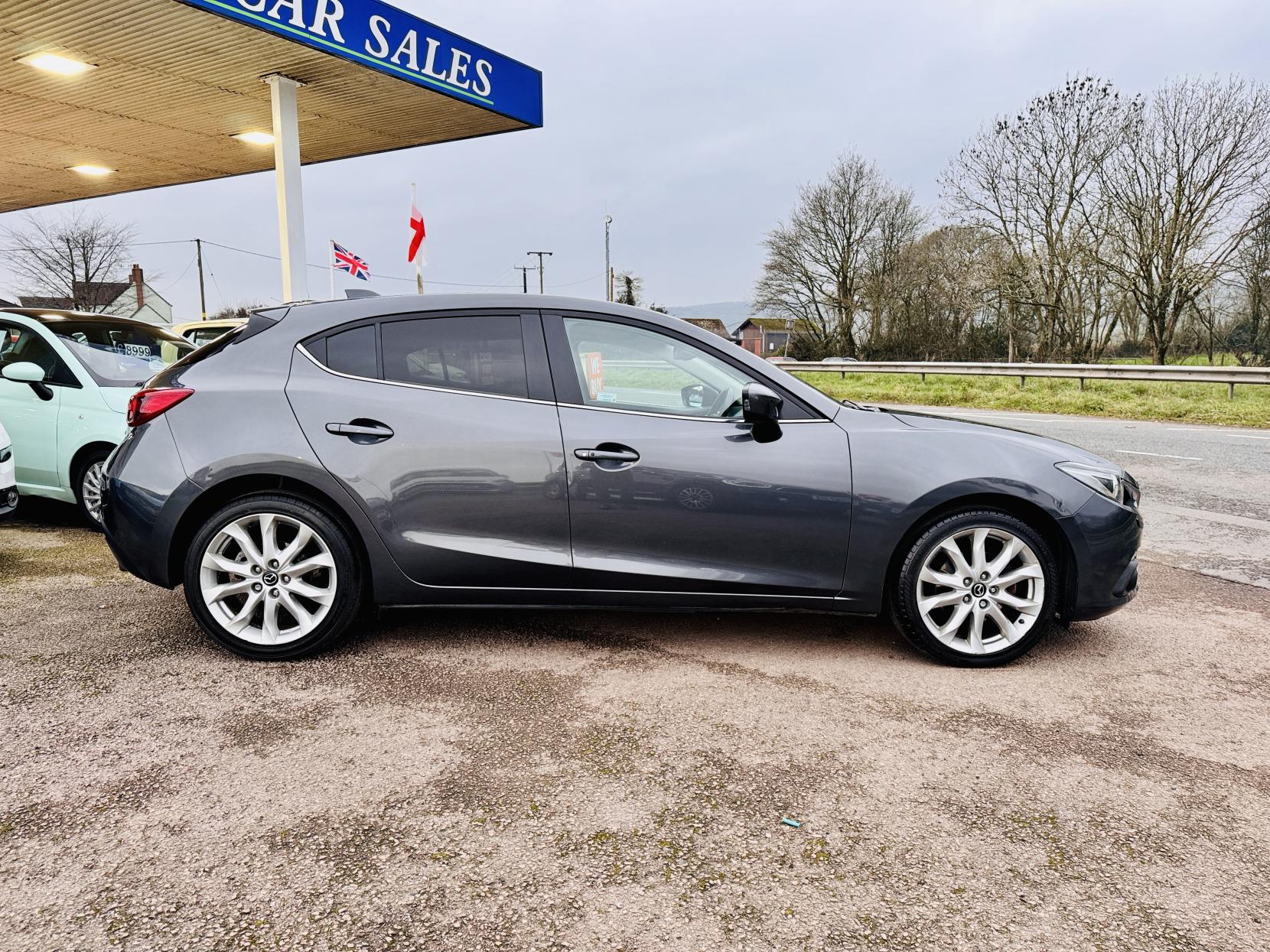 Mazda Mazda3 2.0 SKYACTIV-G Sport Nav Hatchback 5dr Petrol Manual Euro 5 (s/s) (165 ps)