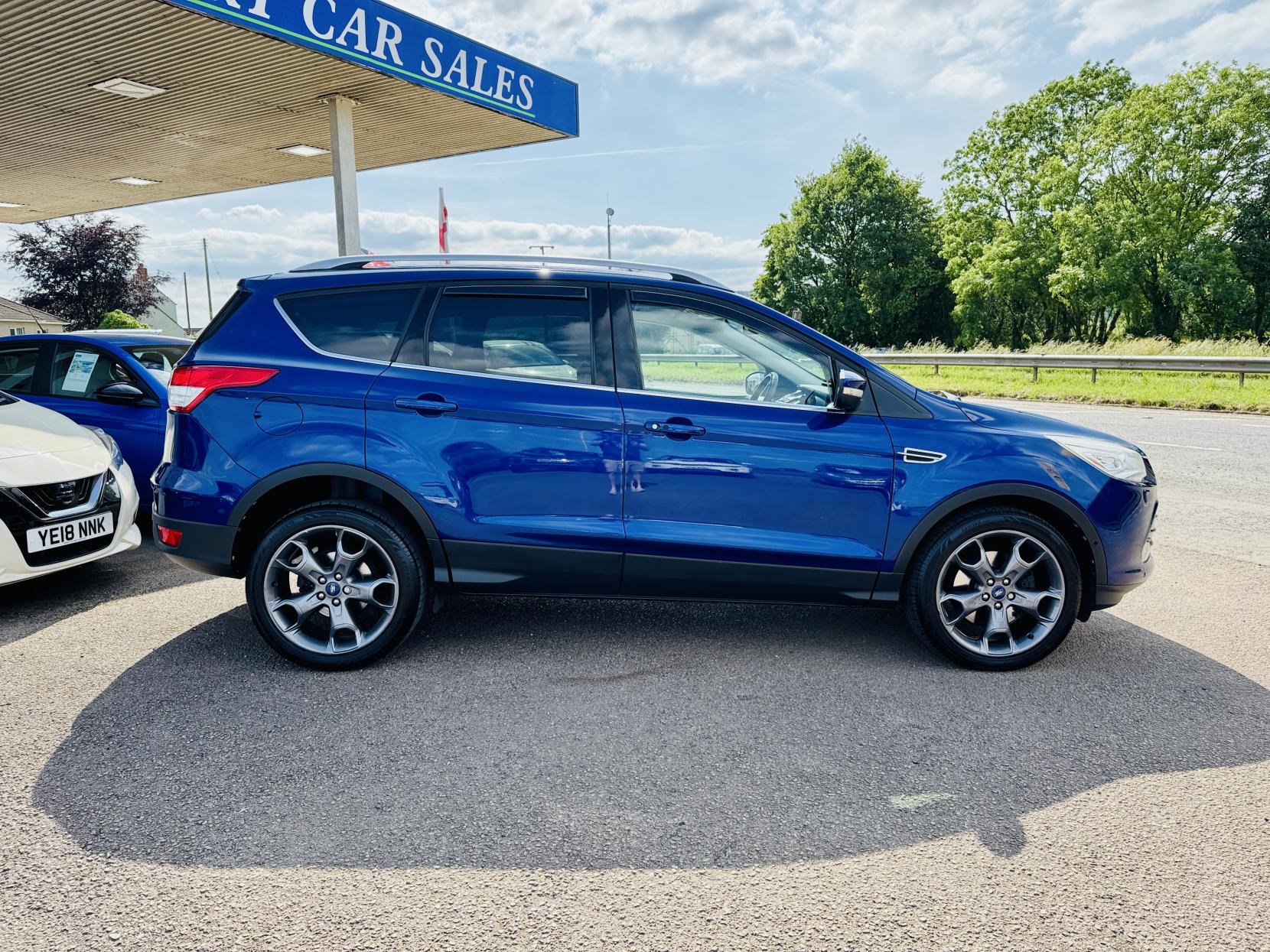 Ford Kuga 2.0 TDCi Titanium X SUV 5dr Diesel Manual 2WD Euro 5 (140 ps)